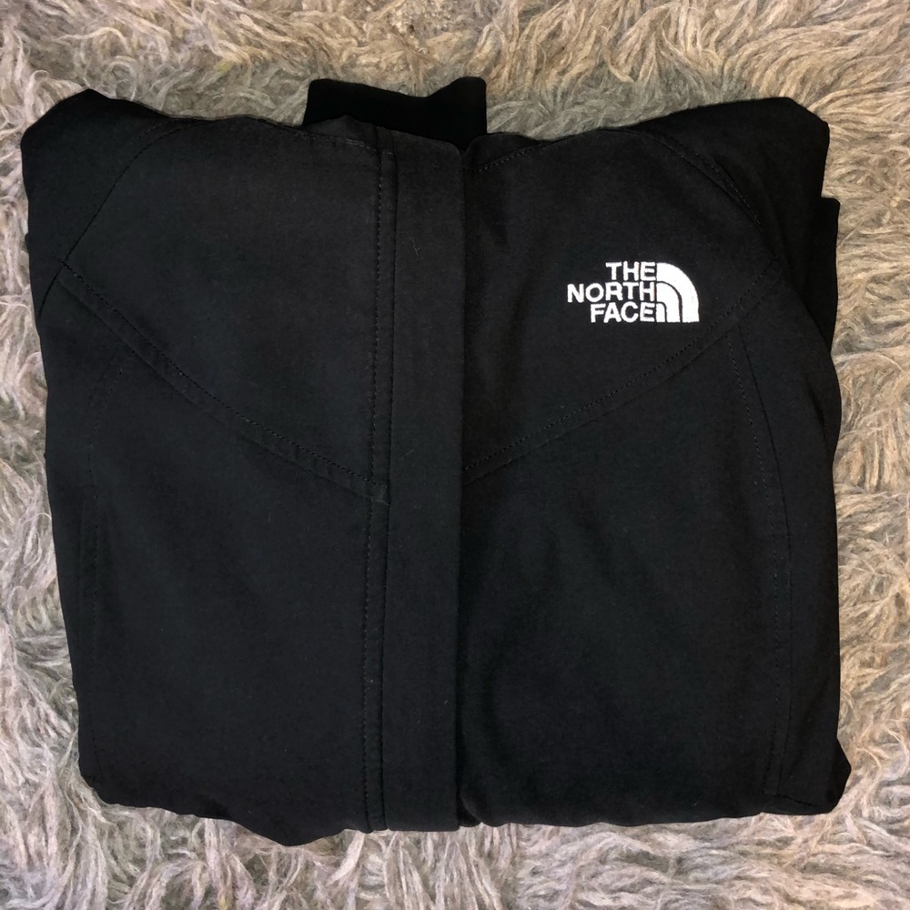 Women’s North Face coat